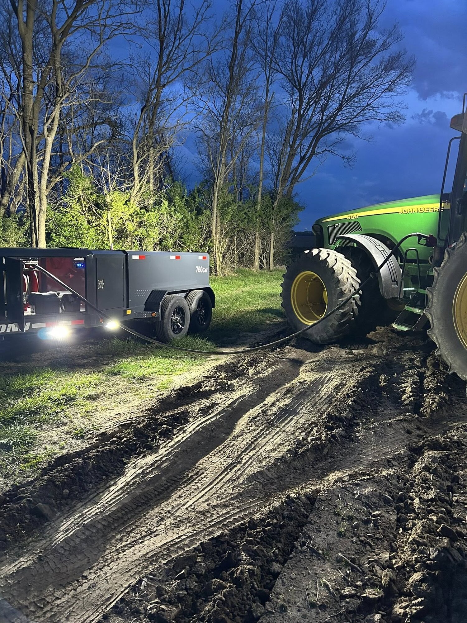 Muckerheide fuel trailer