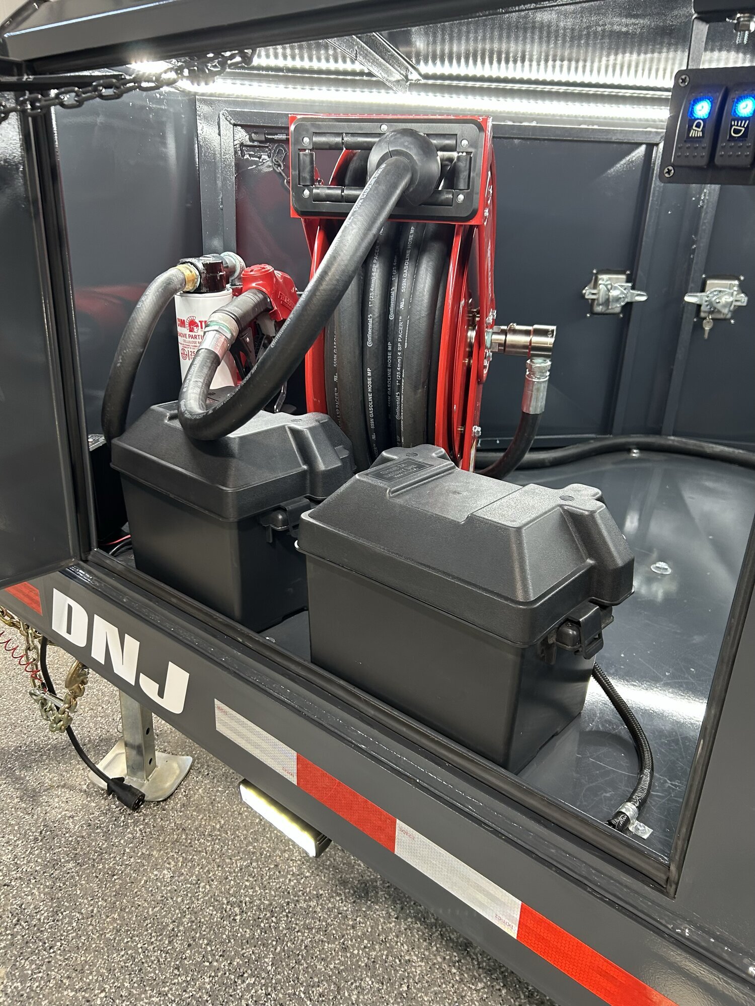 dnj fuel trailer dual battery boxes wiring