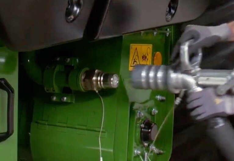 John Deere Fast Fuel receiver connection